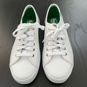 Keds Ortholite White Leather Sneaker (Size 8)